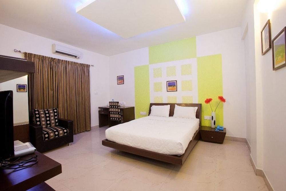 העיר בנגלור Capital O 16324 Niche Suites מראה חיצוני תמונה
