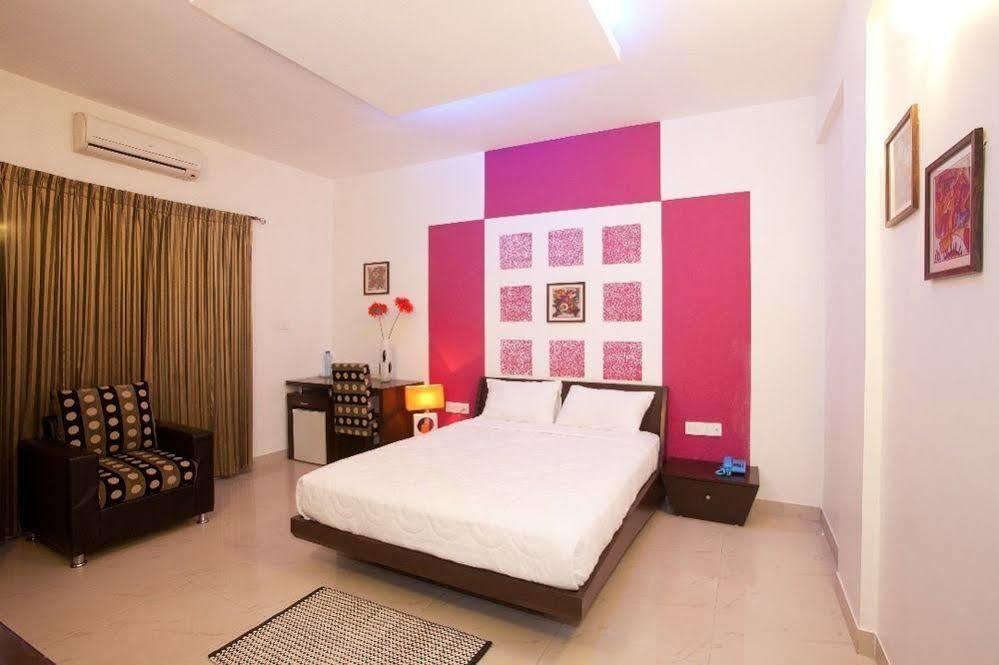 העיר בנגלור Capital O 16324 Niche Suites מראה חיצוני תמונה