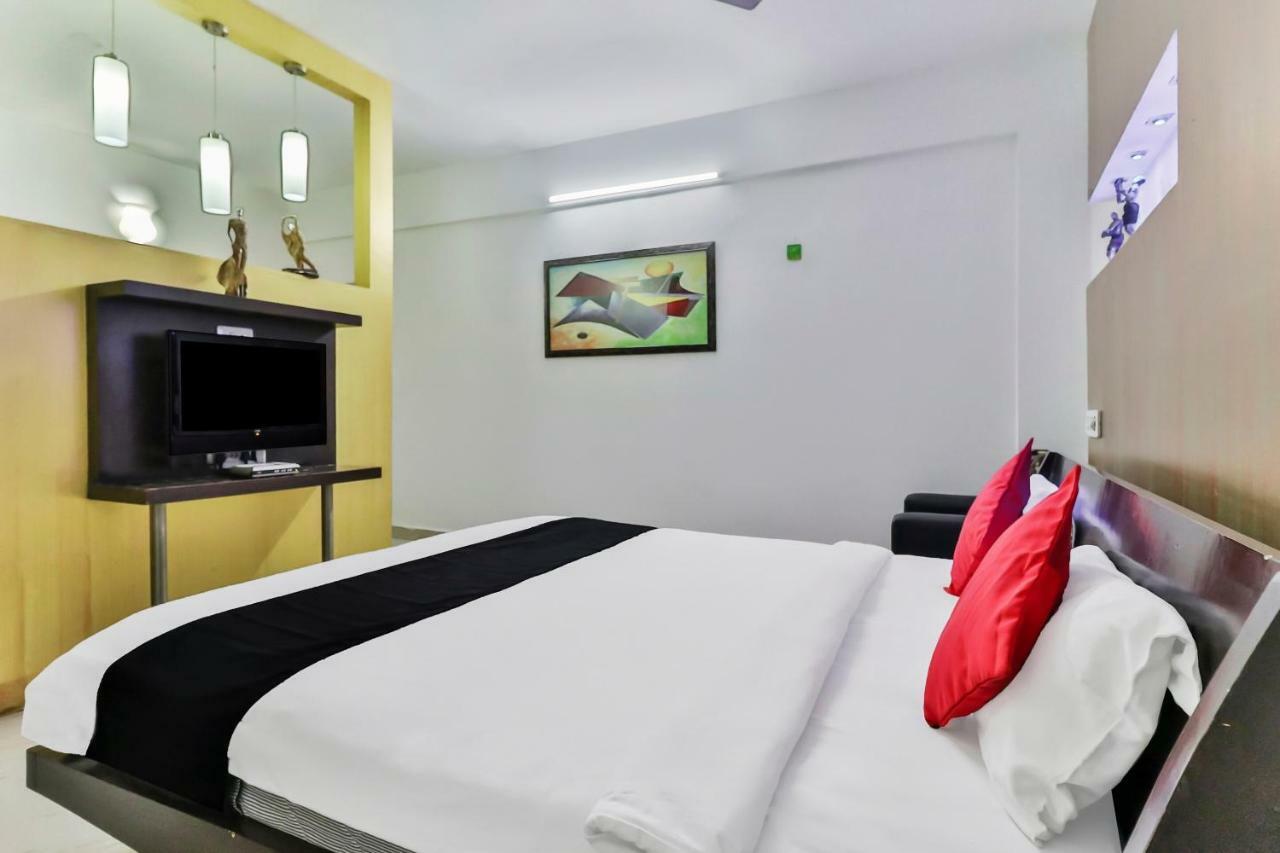 העיר בנגלור Capital O 16324 Niche Suites מראה חיצוני תמונה